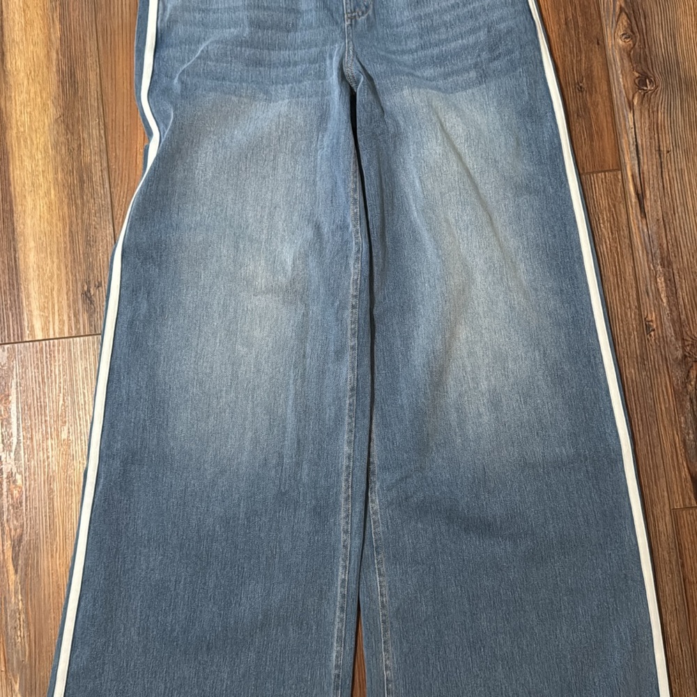 Halara denim Blue Jeans with White Stripe - Picture 2 of 2